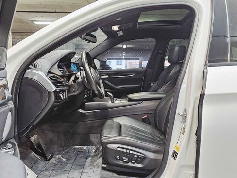 Used 2019 BMW X6 xDrive35i w/ M Sport Package image 24