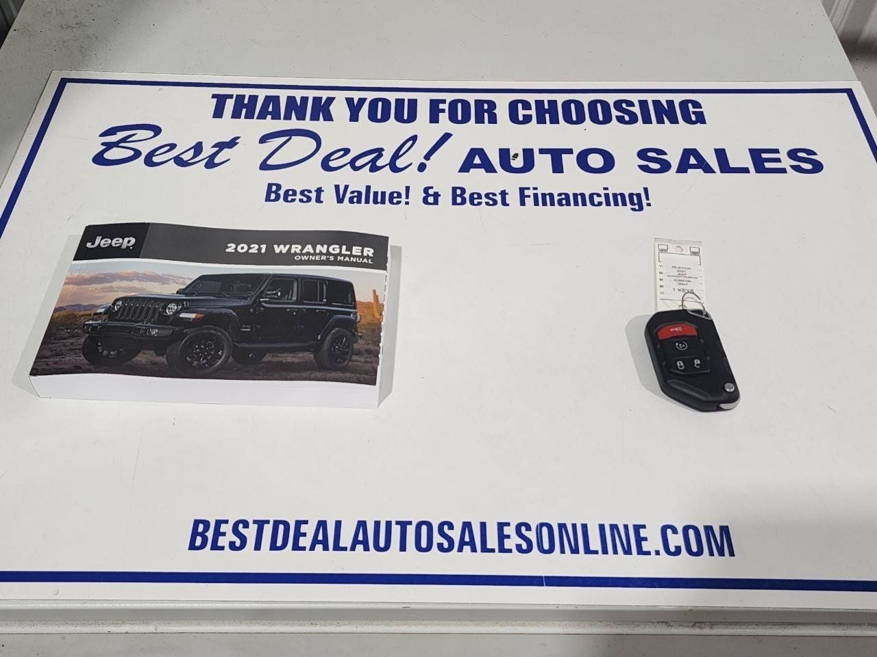 Used 2021 Jeep Wrangler Unlimited Rubicon w/ Cold Weather Group AWD/4WD image 27
