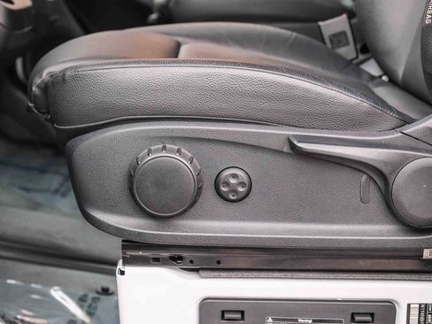 Used 2024 Mercedes-Benz Sprinter 2500 image 25