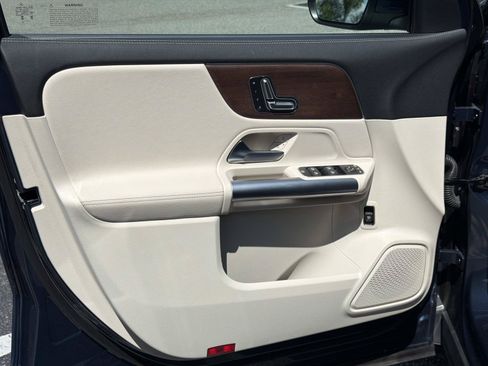 Certified 2023 Mercedes-Benz GLA 250 4MATIC image 15