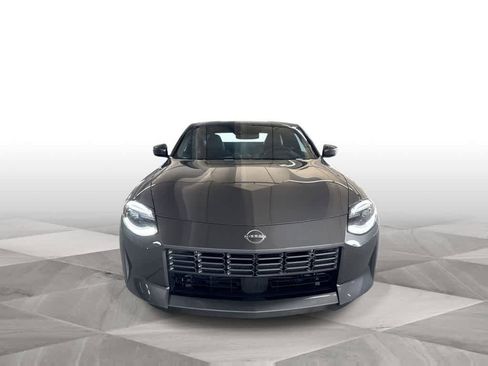 Used 2025 Nissan Z Performance w/ Floor Mat Package RWD image 3