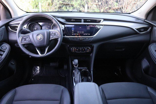 Used 2022 Buick Encore GX Select w/ Sport Touring Package FWD image 22