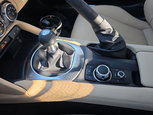 New 2026 MAZDA MX-5 Miata Grand Touring w/ Weather Package RWD image 22