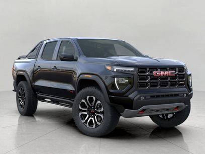 New 2025 GMC Canyon AT4 w/ Nightfall Edition