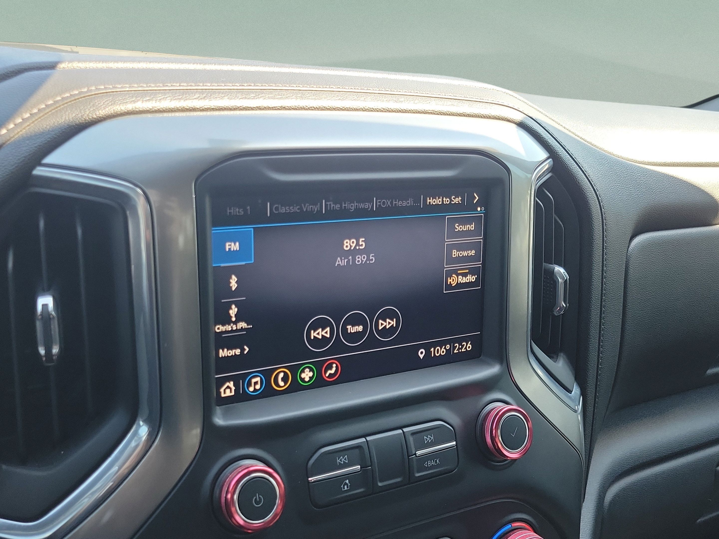Used 2019 Chevrolet Silverado 1500 RST AWD/4WD image 30