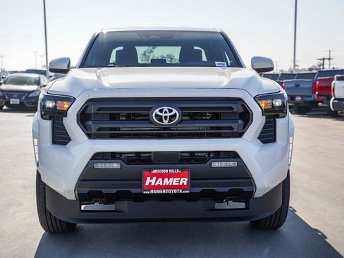 New 2026 Toyota Tacoma SR5 image 2