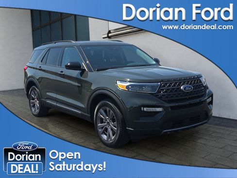Used 2023 Ford Explorer XLT w/ Equipment Group 202A AWD/4WD image 1