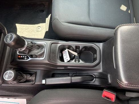 Used 2018 Jeep Wrangler Unlimited Sahara w/ Safety Group image 26