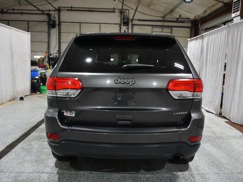 Used 2017 Jeep Grand Cherokee Laredo w/ Quick Order Package 23E image 5