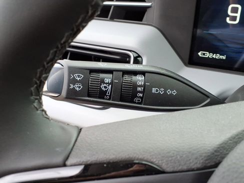 New 2027 Chevrolet Bolt RS FWD image 25
