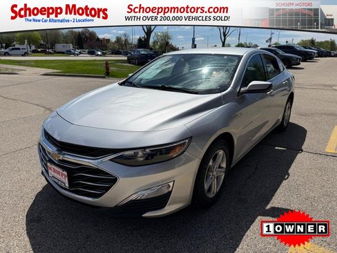 Used 2022 Chevrolet Malibu LS w/ Driver Confidence Package II FWD image 1
