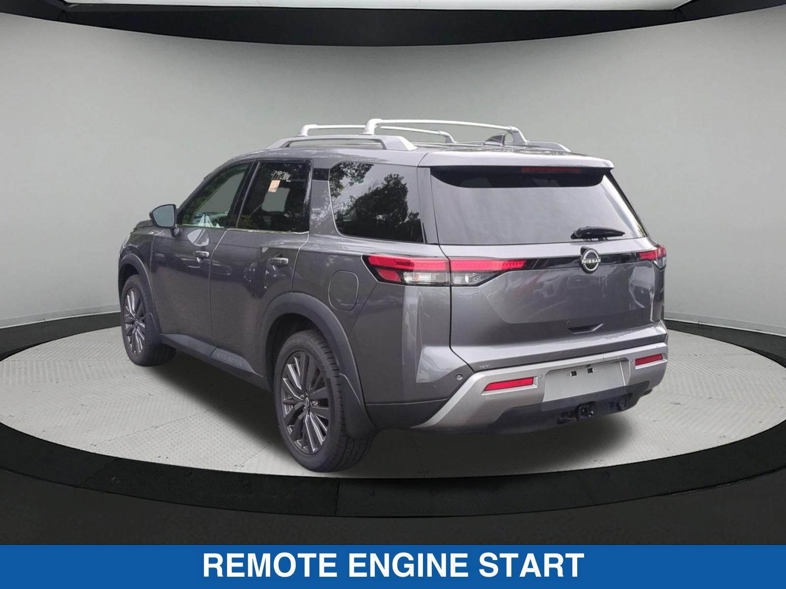 Used 2023 Nissan Pathfinder SL w/ SL Premium Package AWD/4WD image 6