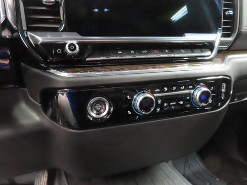 Used 2024 GMC Sierra 1500 Elevation w/ LPO, Elevation Black Package image 50