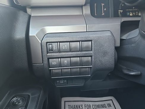 Used 2025 Toyota Tacoma SR5 image 52