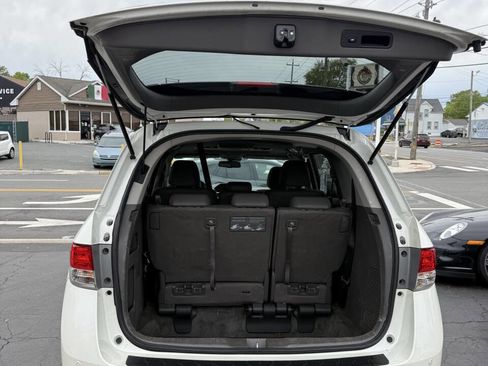 Used 2016 Honda Odyssey Touring image 16
