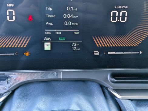 New 2026 Kia Carnival EX FWD image 33