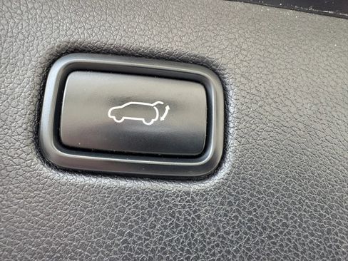 Used 2016 Kia Sorento SX w/ SXL Technology Package AWD/4WD image 40