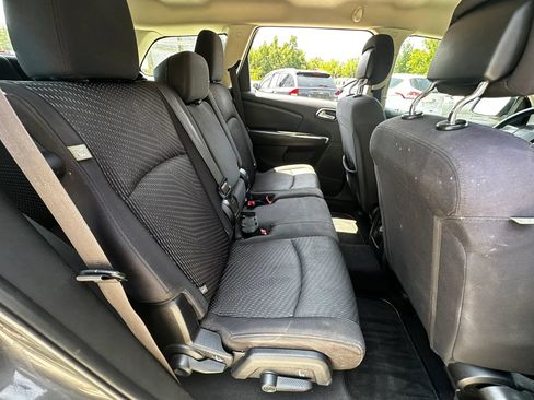 Used 2015 Dodge Journey American Value Package w/ Flexible Seating Group FWD image 38