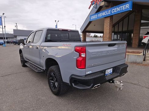 Used 2024 Chevrolet Silverado 1500 LT Trail Boss w/ Convenience Package II image 3