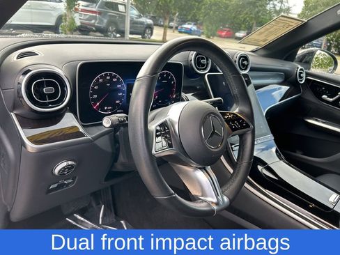 Used 2024 Mercedes-Benz GLC 300 4MATIC image 17