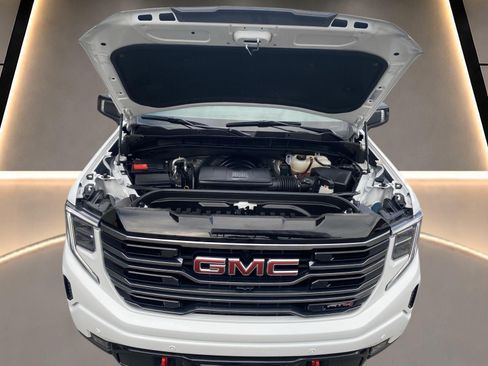 Used 2025 GMC Sierra 1500 AT4 AWD/4WD image 35