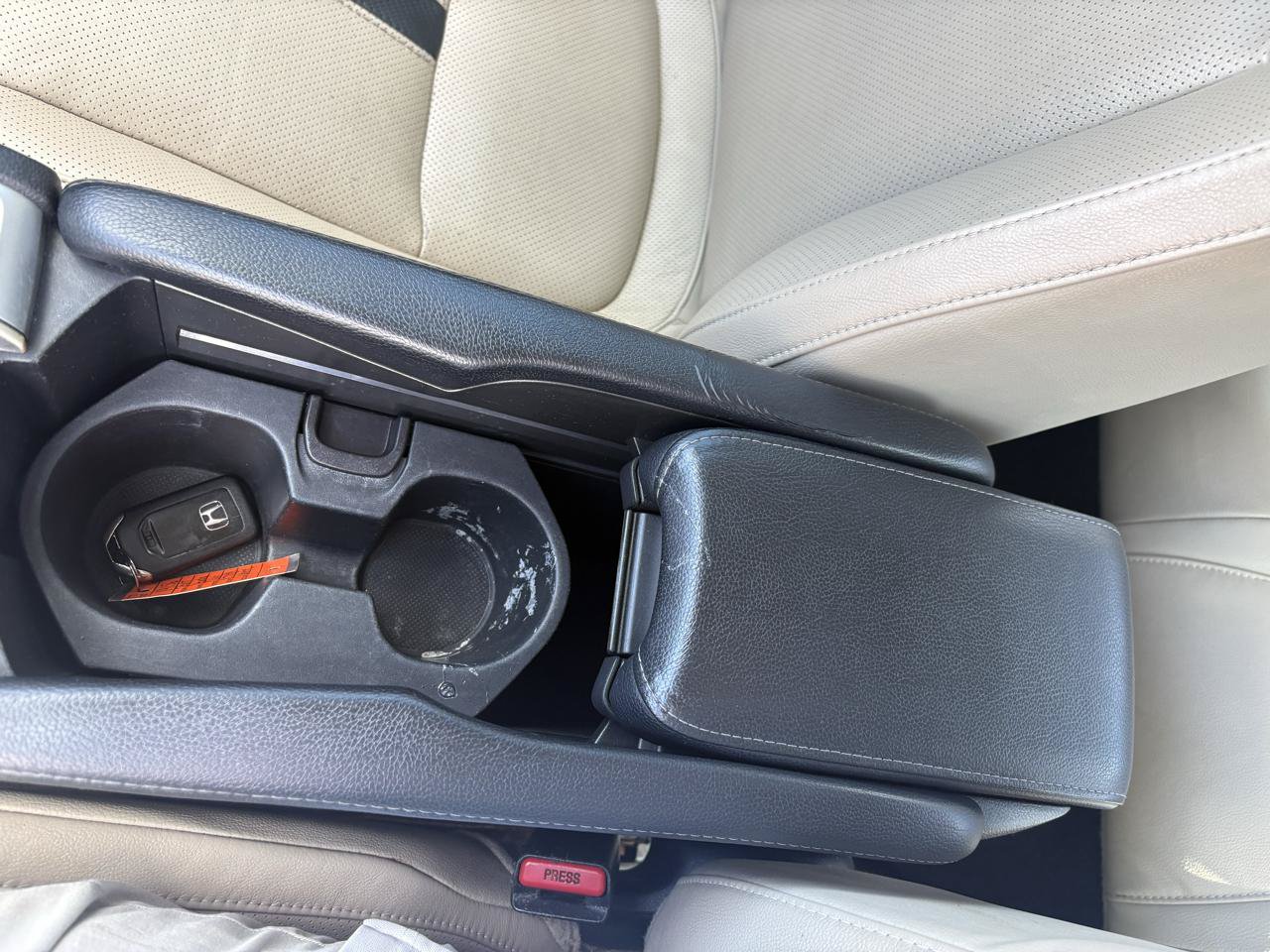 Used 2017 Honda Civic Touring image 25