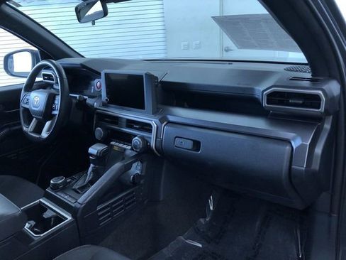 Certified 2025 Toyota 4Runner TRD Off-Road image 24