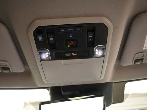 Used 2023 Toyota Tundra Limited image 19