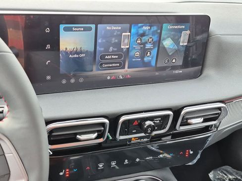 New 2026 Nissan Sentra SR w/ SR Premium Package FWD image 13