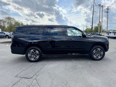 Certified 2026 Chevrolet Suburban Z71 w/ Comfort Package AWD/4WD image 8