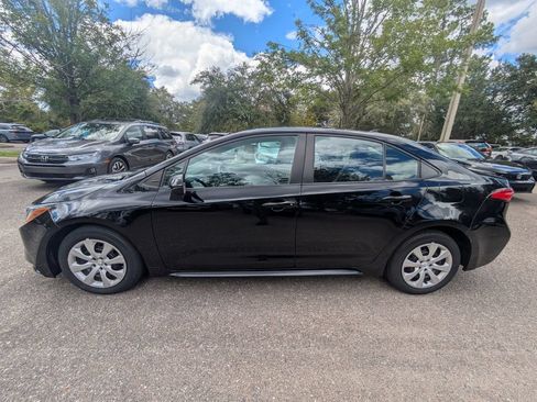 Used 2024 Toyota Corolla LE FWD image 8