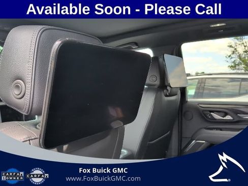 Used 2024 GMC Yukon Denali w/ Advanced Technology Package AWD/4WD image 10