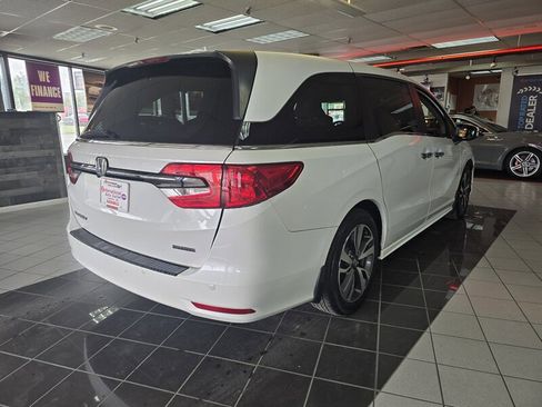 Used 2023 Honda Odyssey Touring image 4