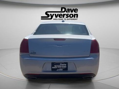 Used 2021 Chrysler 300 Touring L AWD/4WD image 6