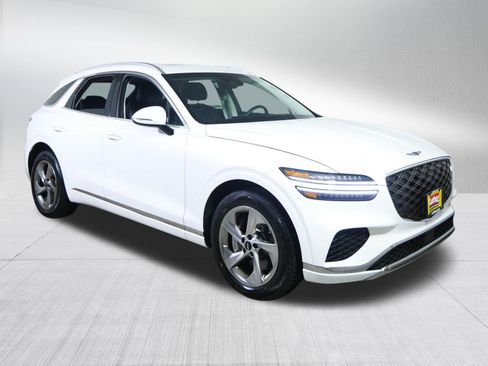 Certified 2026 Genesis GV70 2.5T Select AWD/4WD image 1