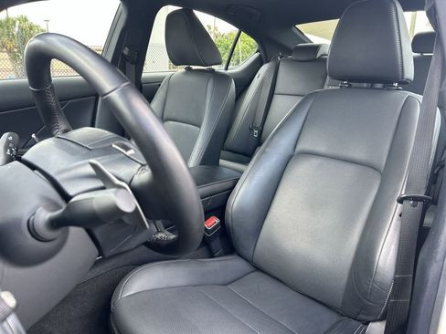 Used 2023 Lexus IS 300 w/ Comfort Package RWD image 30