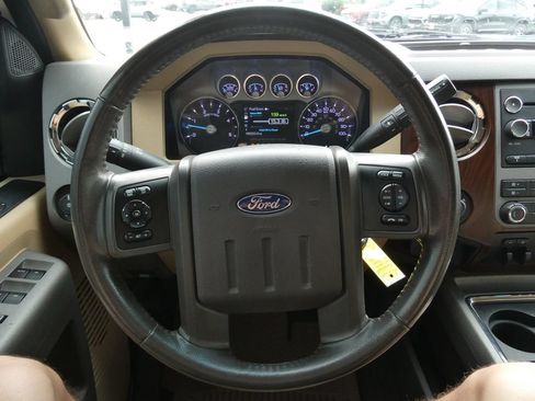 Used 2012 Ford F250 Lariat w/ Chrome Pkg AWD/4WD image 31