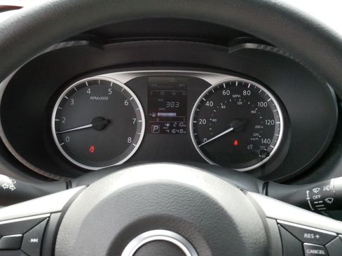 Used 2024 Nissan Versa S w/ Trunk Package FWD image 21