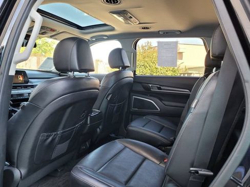 Certified 2023 Kia Telluride S w/ S Sunroof Package FWD image 16
