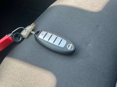 Used 2025 Nissan Altima 2.5 SV FWD image 20