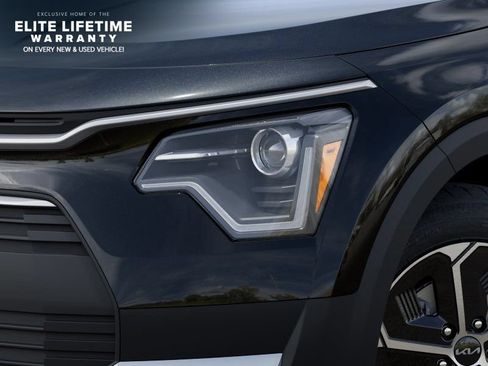 New 2026 Kia Niro LX FWD image 11