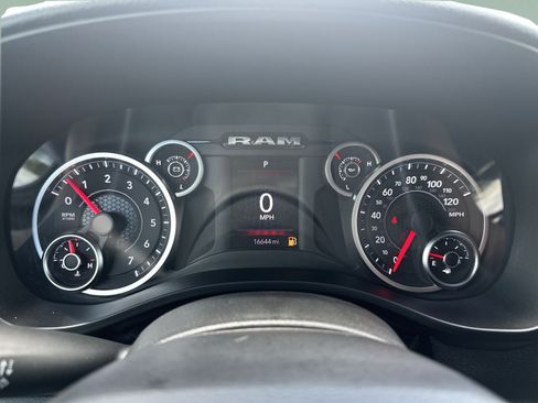 Used 2025 RAM 1500 Tradesman RWD image 31