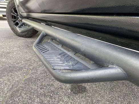 Used 2024 Chevrolet Silverado 1500 ZR2 w/ Technology Package image 17