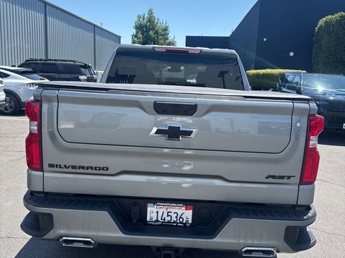 Used 2024 Chevrolet Silverado 1500 RST w/ Redline Edition AWD/4WD image 4