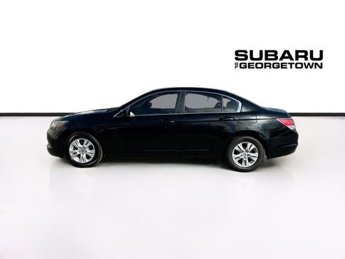 Used 2010 Honda Accord LX-P image 4