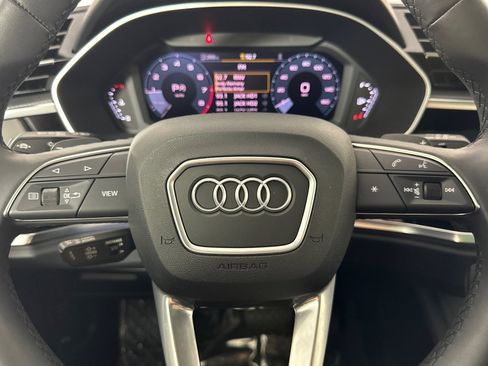 Used 2025 Audi Q3 2.0T Premium image 21