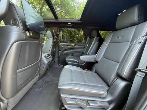 Used 2023 Cadillac Escalade Sport w/ LPO, ONYX Package AWD/4WD image 26