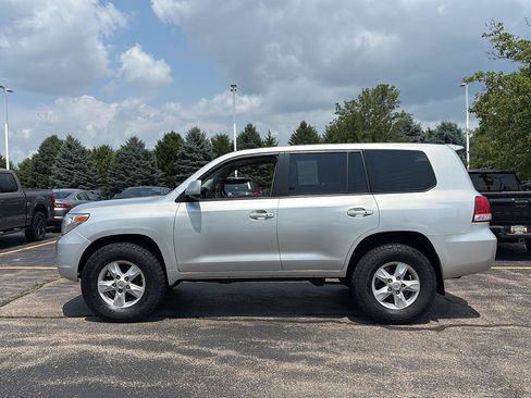 Used 2009 Toyota Land Cruiser w/ Upgrade Pkg AWD/4WD image 32