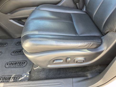 Used 2019 Nissan Murano SL FWD image 22