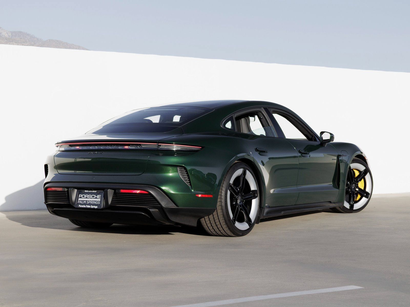 Certified 2025 Porsche Taycan Turbo S AWD/4WD image 7